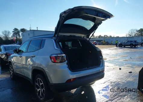 2025 Jeep Compass Limited 4X4 z USA, uszkodzony, nr VIN 3C4NJDCN7ST502835